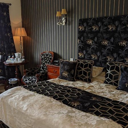 Hempstead House Hotel & Restaurant Ситтингбурн Экстерьер фото