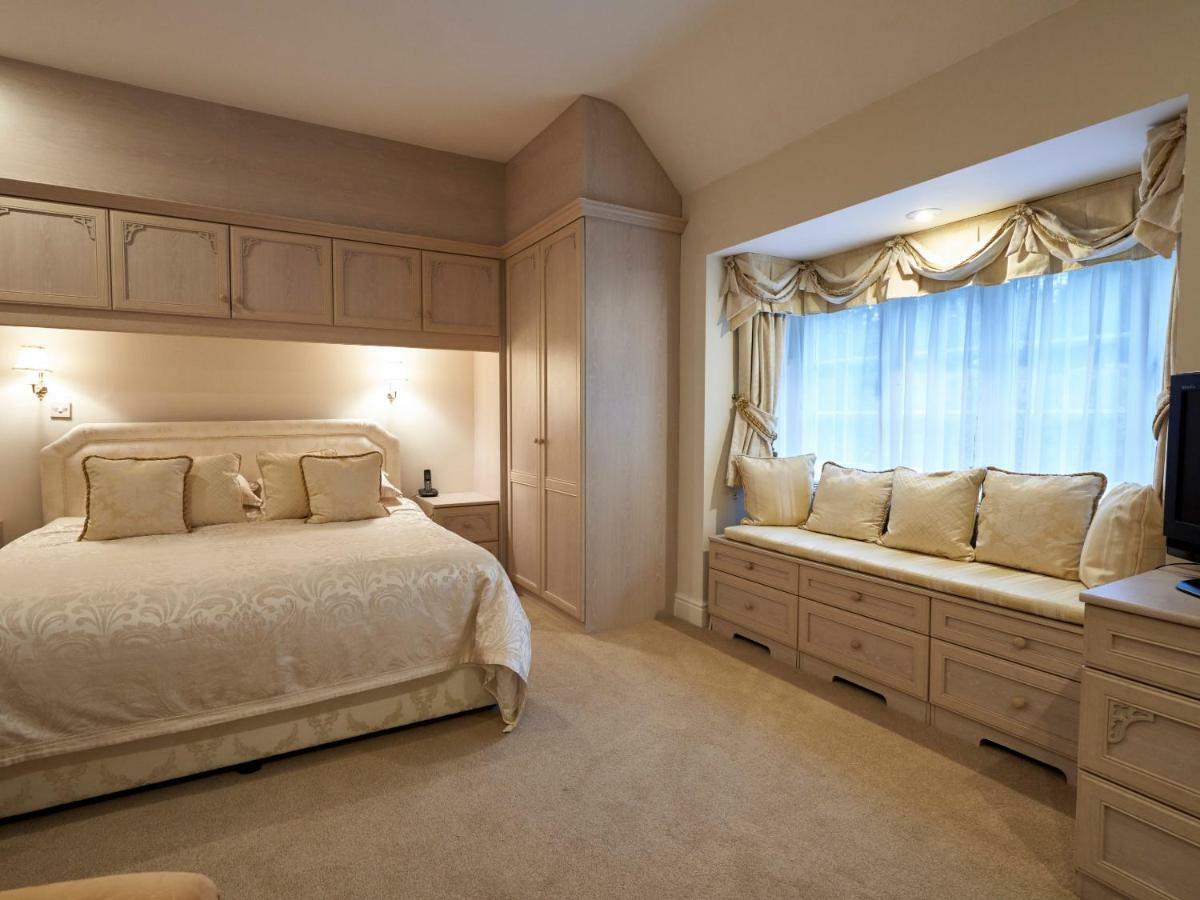 Hempstead House Hotel & Restaurant Ситтингбурн Экстерьер фото