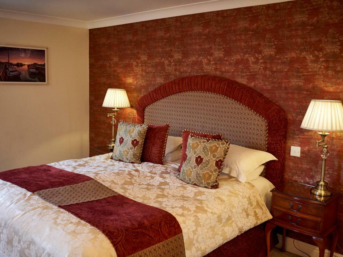 Hempstead House Hotel & Restaurant Ситтингбурн Экстерьер фото